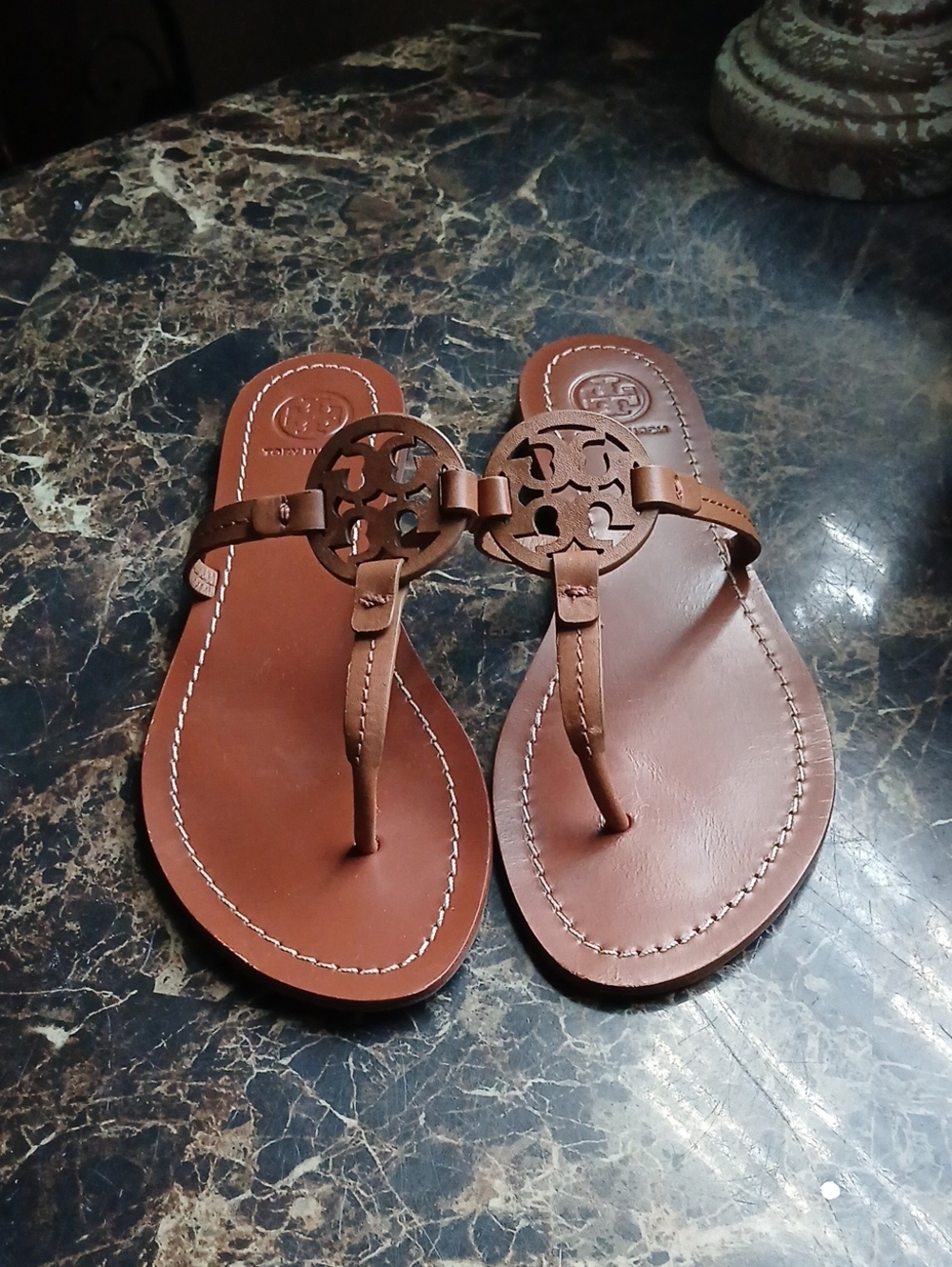 Tory Burch Mini Miller Leather Logo Sandals Size 7 for Women
